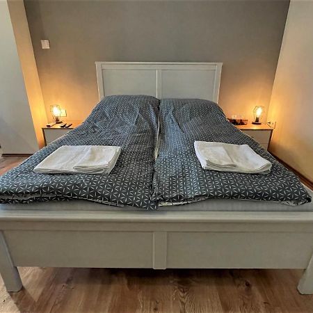 Hanna Apartman Debrecen Exteriör bild